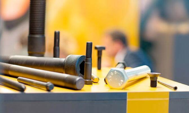 Cómo elegir el tornillo perfecto para tus proyectos industriales